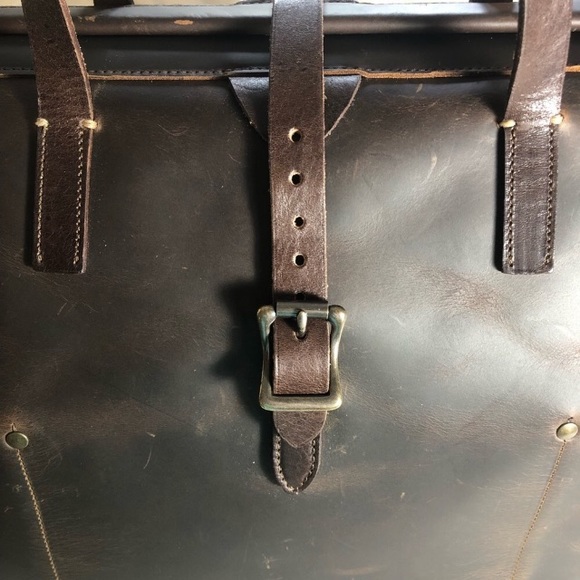 UNISEX Full Grain Leather Travel Brown Duffle Bag - Picture 10 of 13